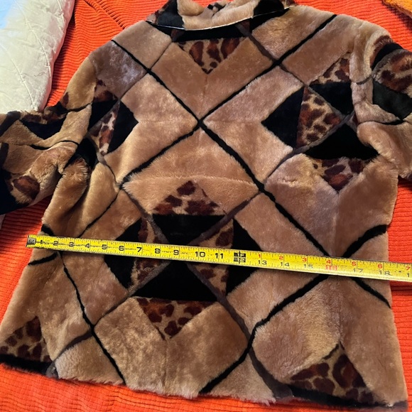 Leopard printed shearling leather jacket - Picture 6 of 9